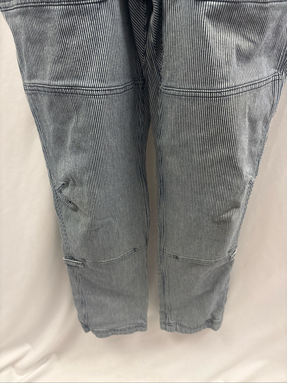 Duluth Trading Women's Hickory Blue White Striped Bib Overalls Sx31 Gardening - Picture 4 of 13